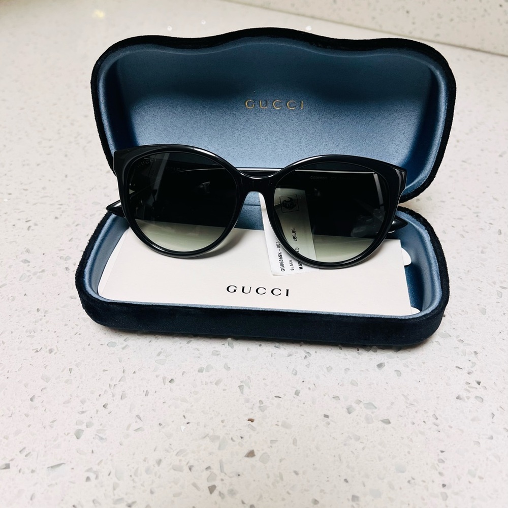 Gucci Cat-Eye GG Injected Sunglasses GG0636SK